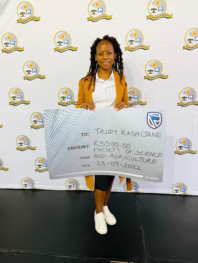 Ms. L.T. Rashijane (Ph.D student) received 2nd Best Oral Presenter (PhD Category) at the 12th Faculty of Science and Agriculture Research Day, University of Limpopo, 2022.