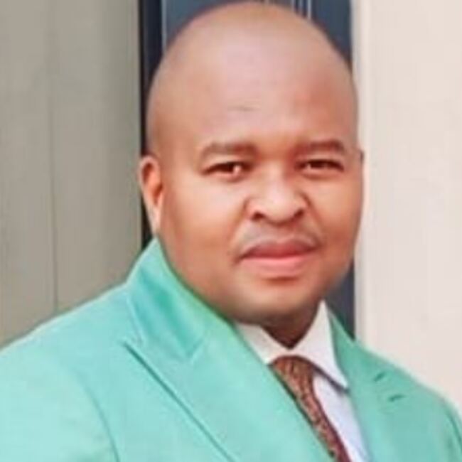 Portrait of Mathemba Kwezi Molosi